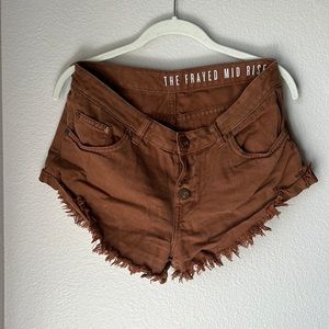 Cotton On frayed mid rise shorts size 4